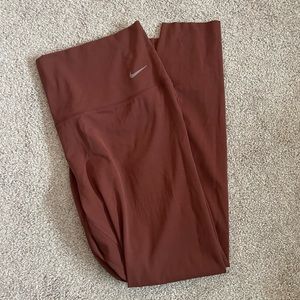 high-waisted Nike leggings